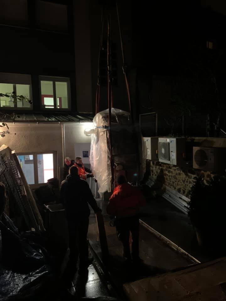 Levage et installation d'un scanner de plus d'une tonne dans une clinique vétérinaire de Boulogne-sur-Mer dans le Pas-de-Calais